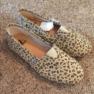 Cheetah print Corkys